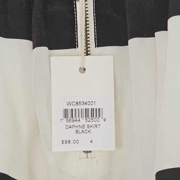 Fossil Silk Striped Mini Skirt Sz 4 Skater,Preppy - Picture 10 of 13